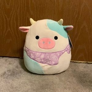 NWT Belana the Bandana Cow Squishmallow 11 inch